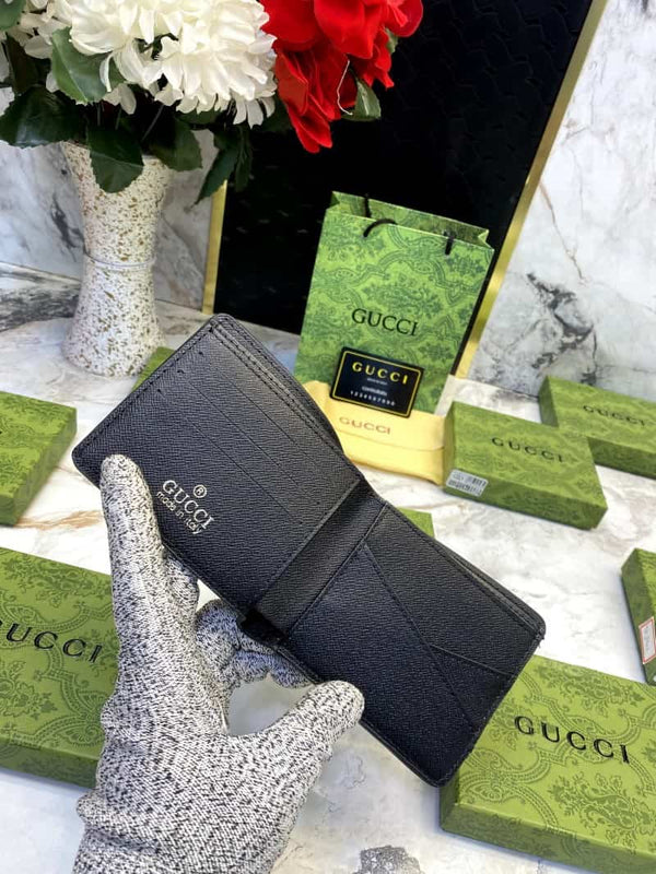 GUCCI_WALLET_V560