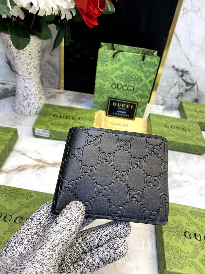 GUCCI_WALLET_V560