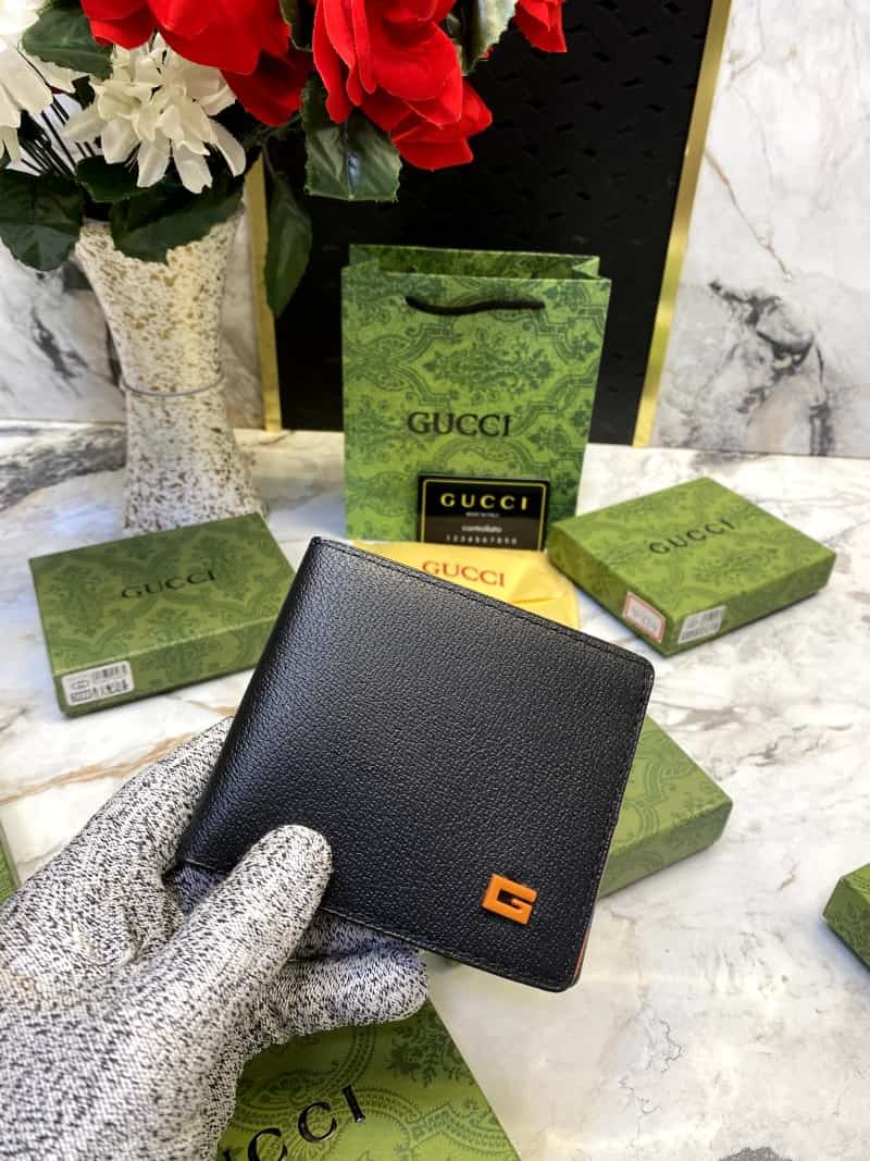 GUCCI_WALLET_V550