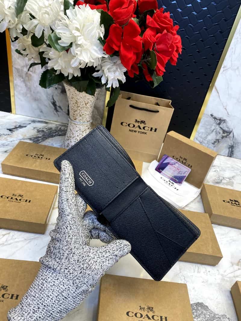 COACH_WALLET_V552