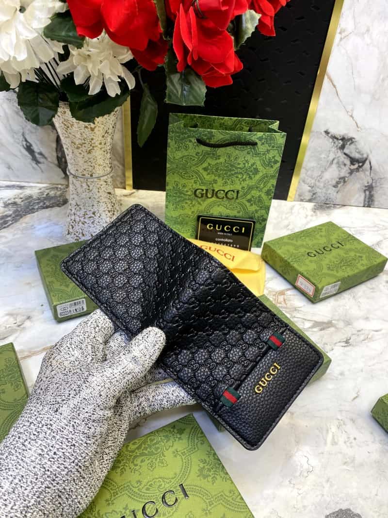 GUCCI_WALLET_V549