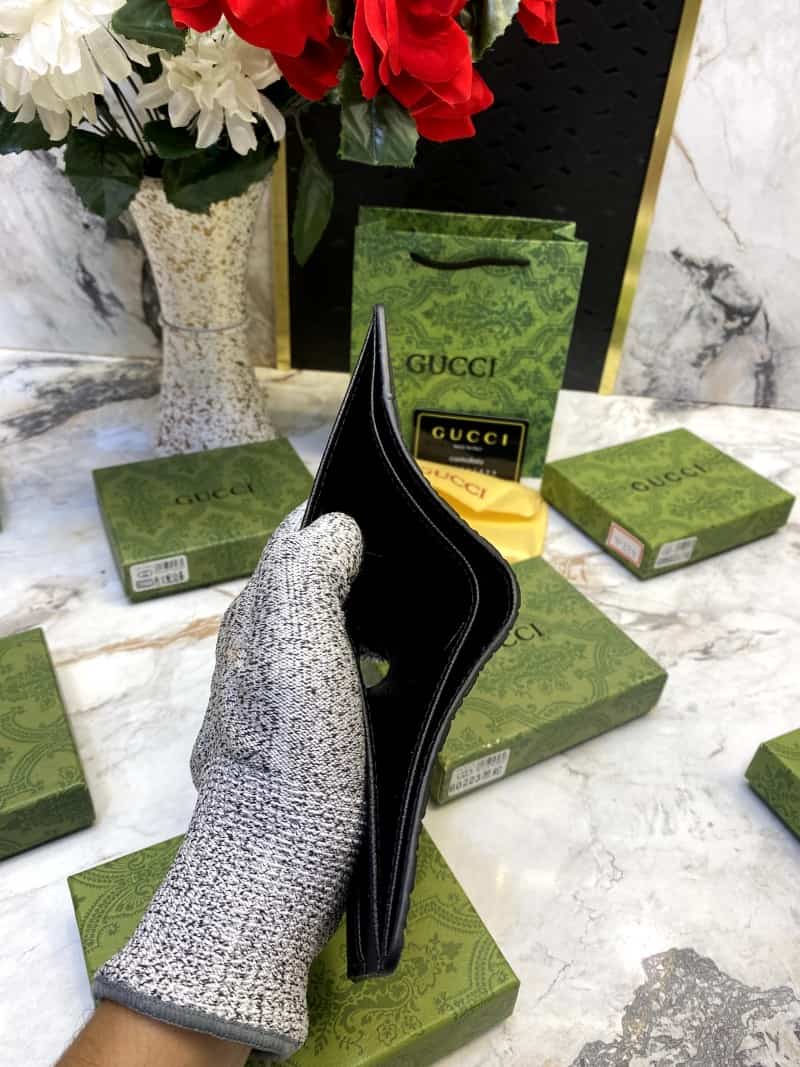 GUCCI_WALLET_V549