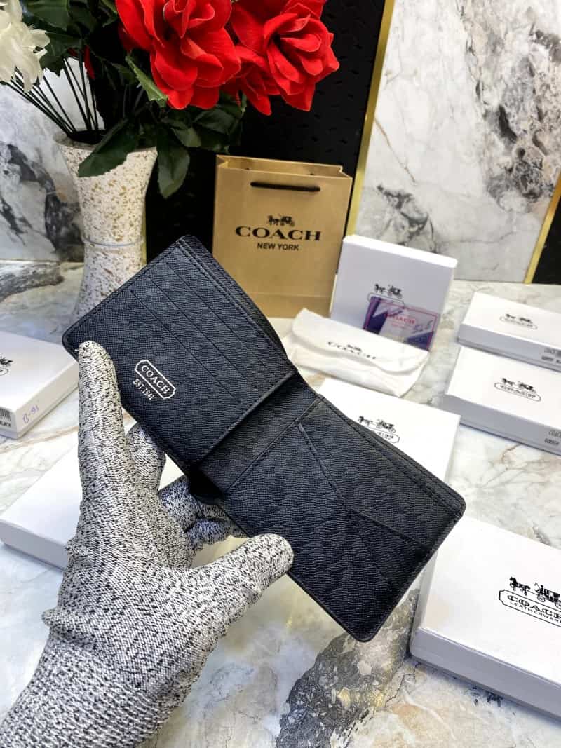COACH_WALLET_V545