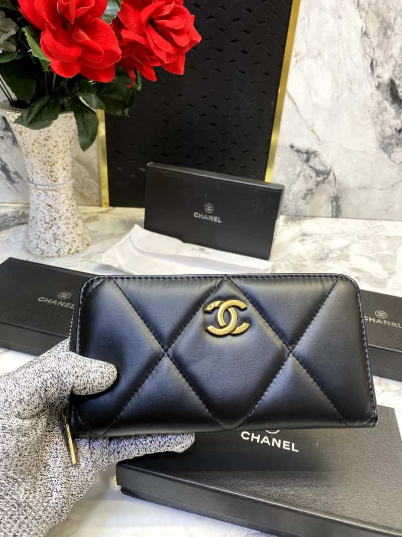CHANEL_LONG_WALLET_V535