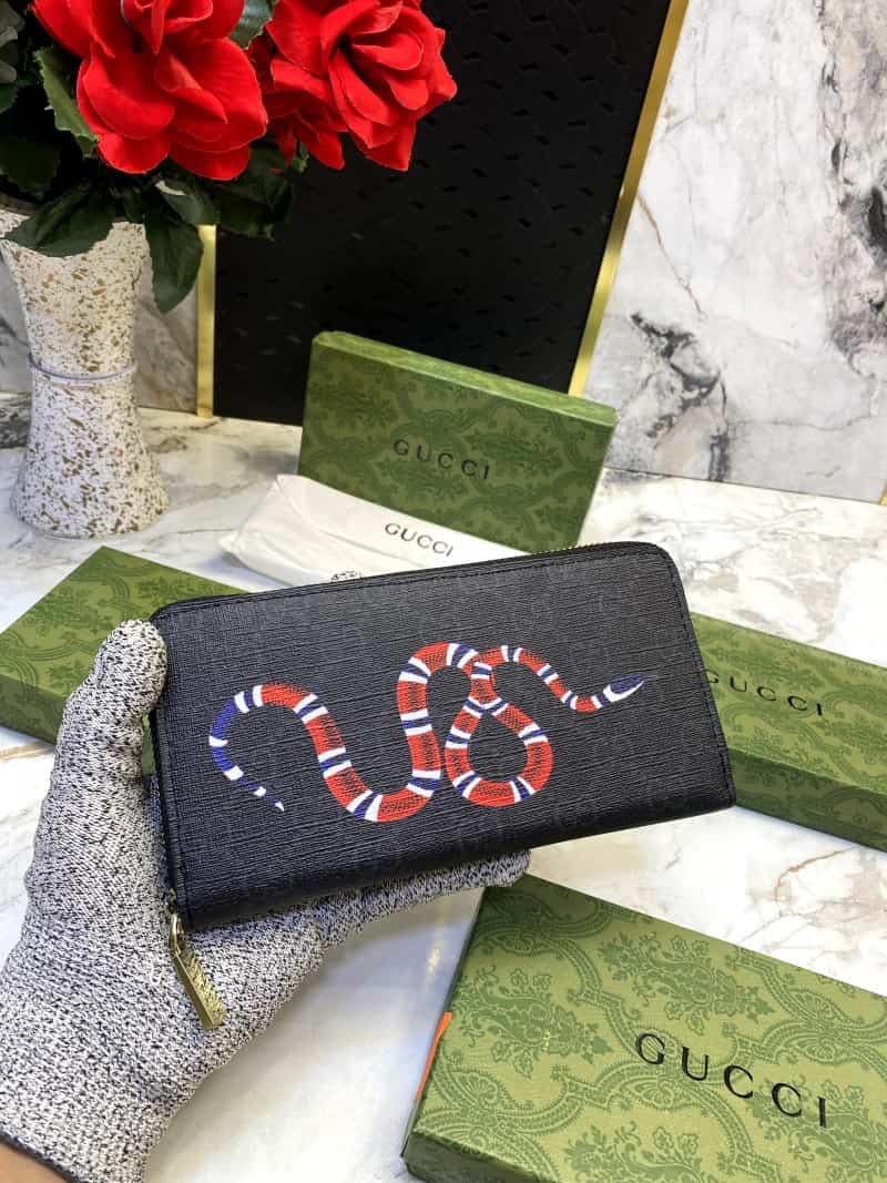 GUCCI_LONG_WALLET_V531