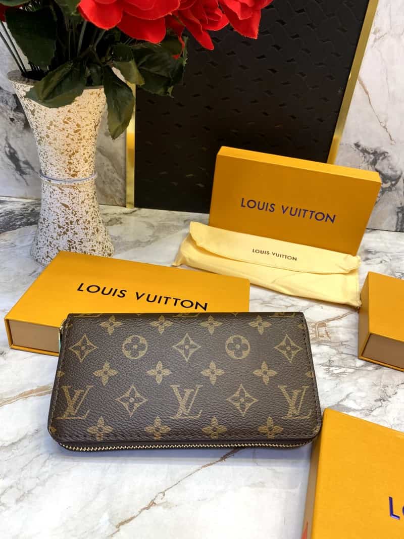 LOUIS_VUITTON_LONG_WALLET_V530