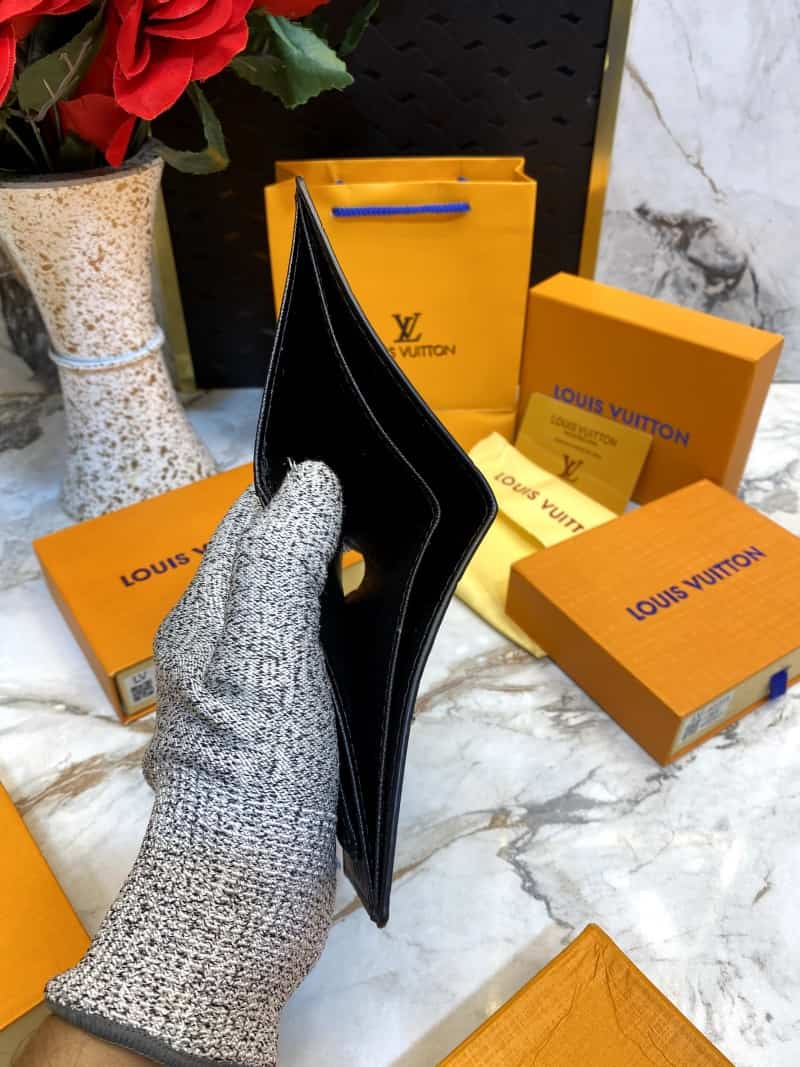 LOUIS_VUITTON_WALLET_V527
