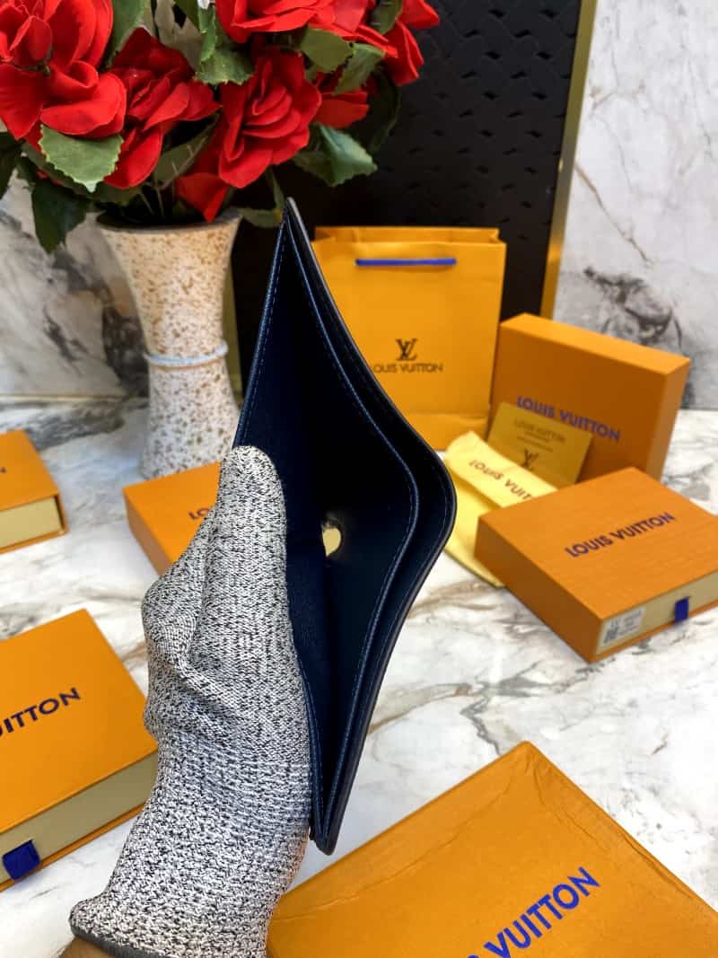 LOUIS_VUITTON_WALLET_V519