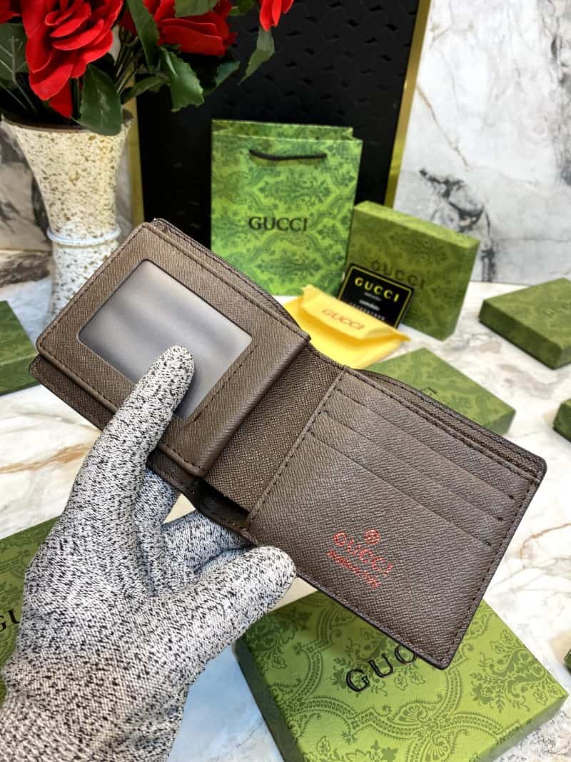 GUCCI_WALLET_V506