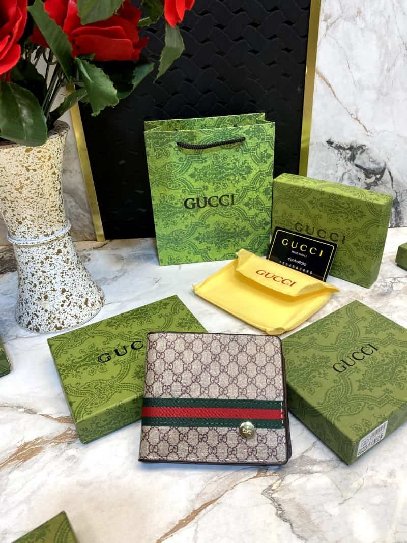 GUCCI_WALLET_V504