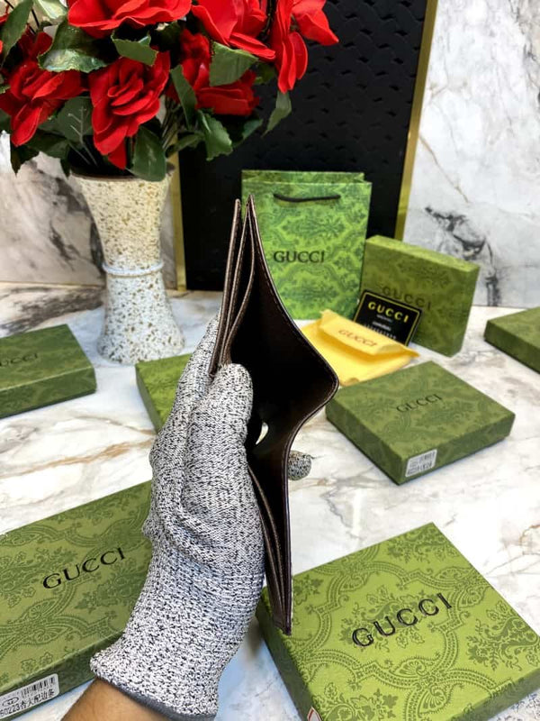 GUCCI_WALLET_V504
