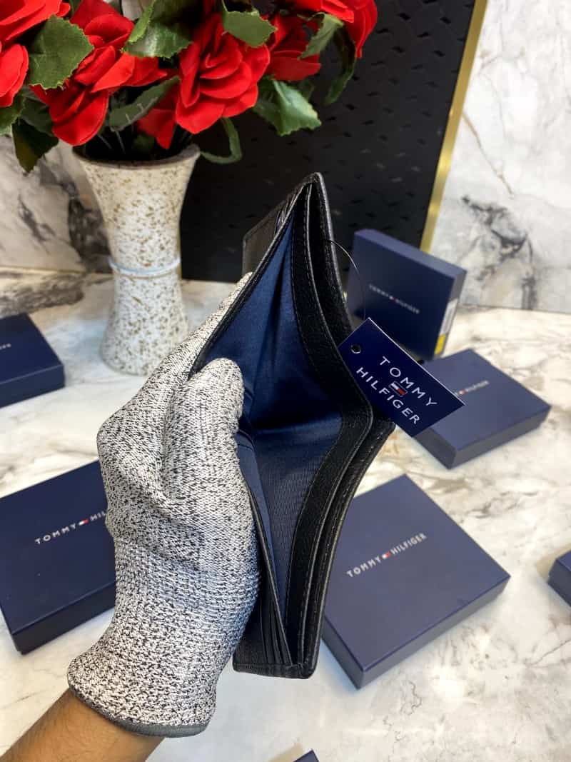 Tommy_Hilfiger_wallet_V497