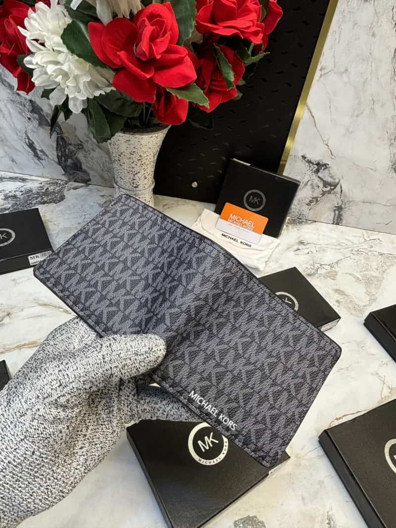 Michael_Kors_WALLET_V486