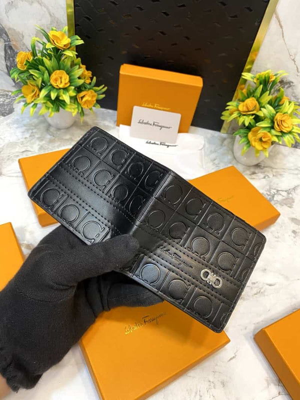 Salvatore_Ferragamo_WALLET_V479