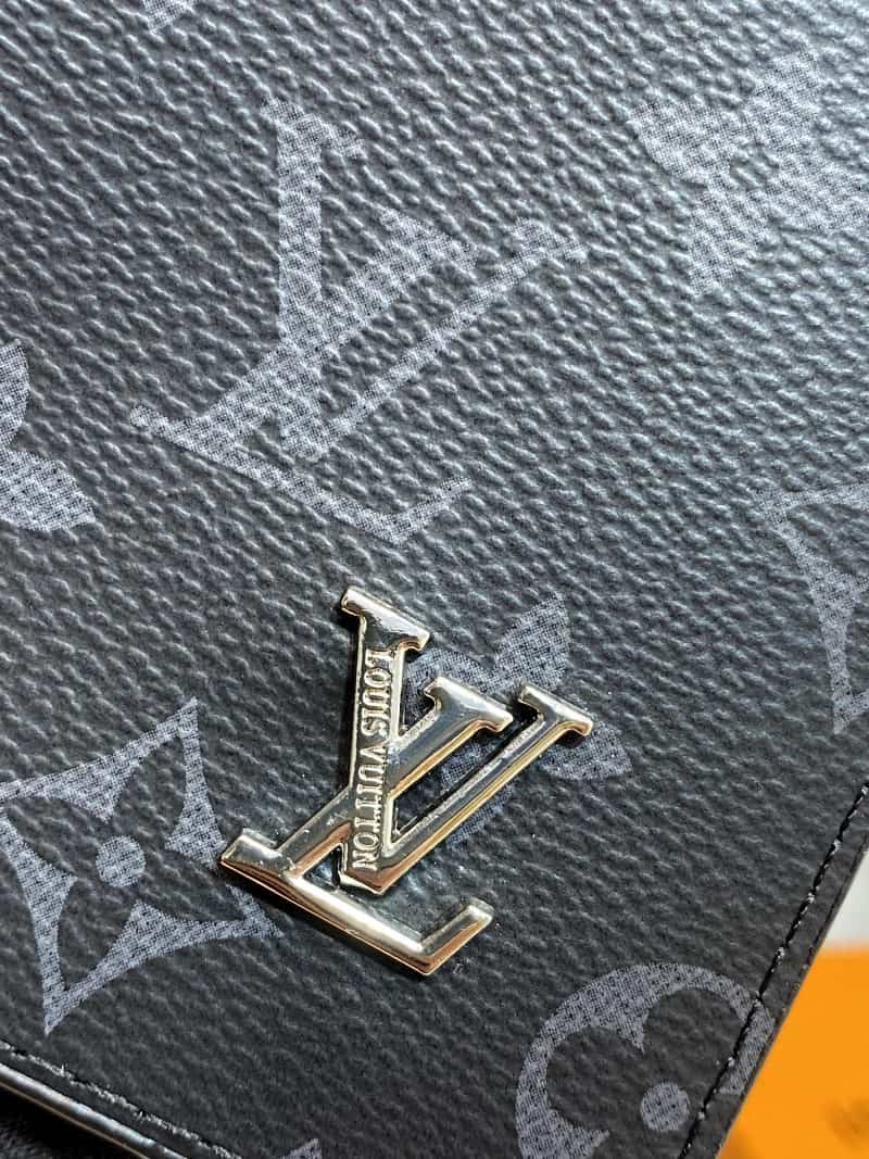 LOUI_S VUITTONN WALLET V452