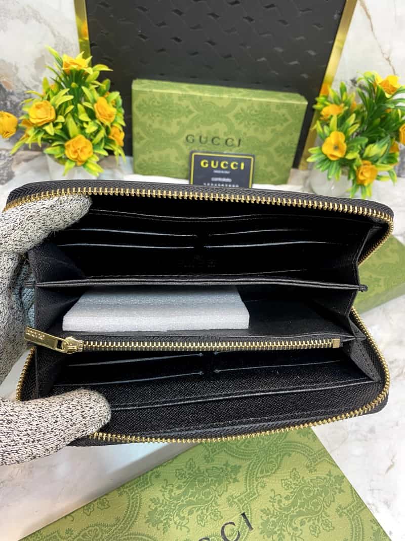 GUCCCI Long WALLET V421