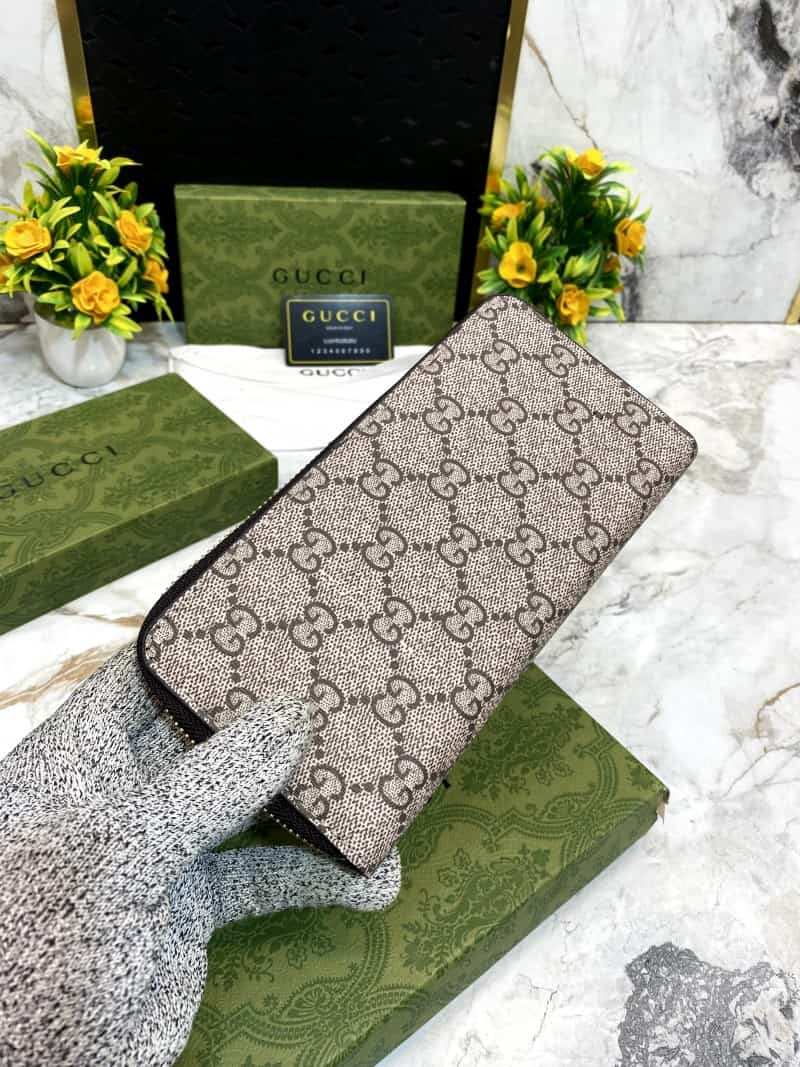 GUCCCI Long WALLET V420