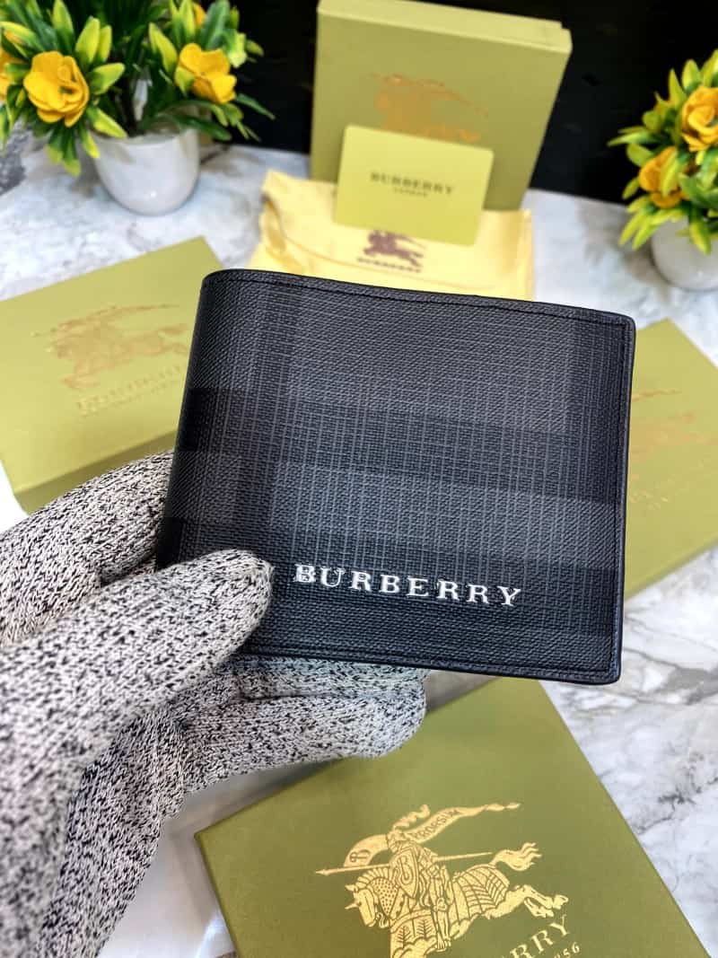 BURBERR_Y WALLET V405