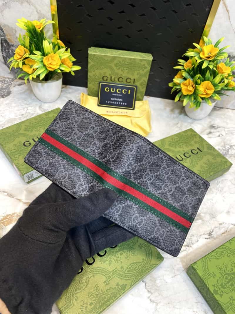 GUCCCI WALLET V108