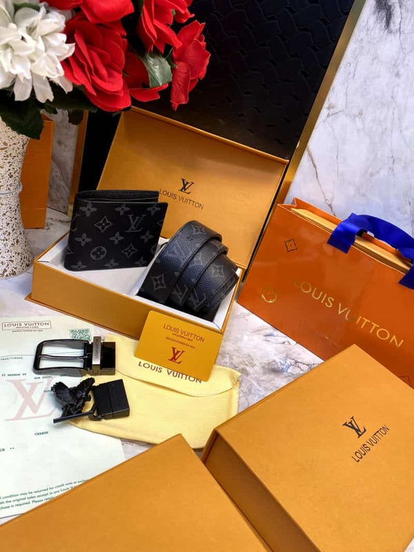 LOUI_S VUITTONN 2 Buckle Belt & wallet Combo C366