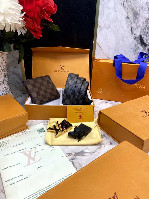 LOUI_S VUITTONN 2 Buckle Belt & wallet Combo C350