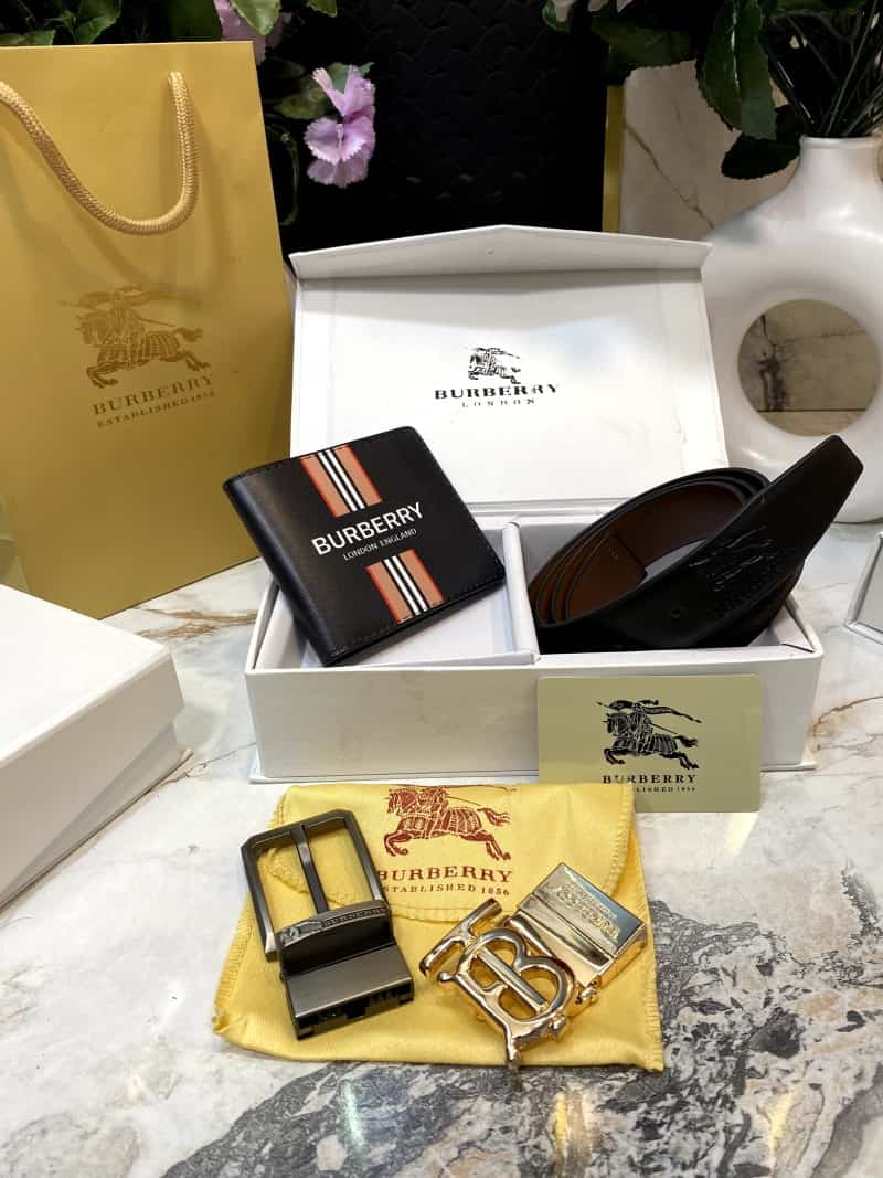 BURBERRY_2_Buckle_Belt_&_wallet_Combo_C334