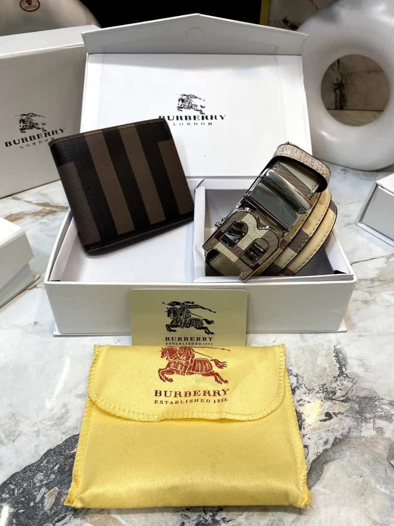 BURBERR_Y Premium Belt & Wallet Combo C328
