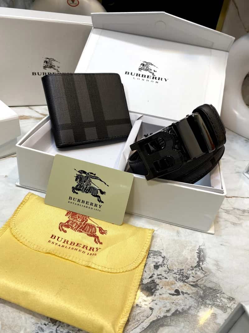BURBERR_Y Premium Belt & Wallet Combo C327