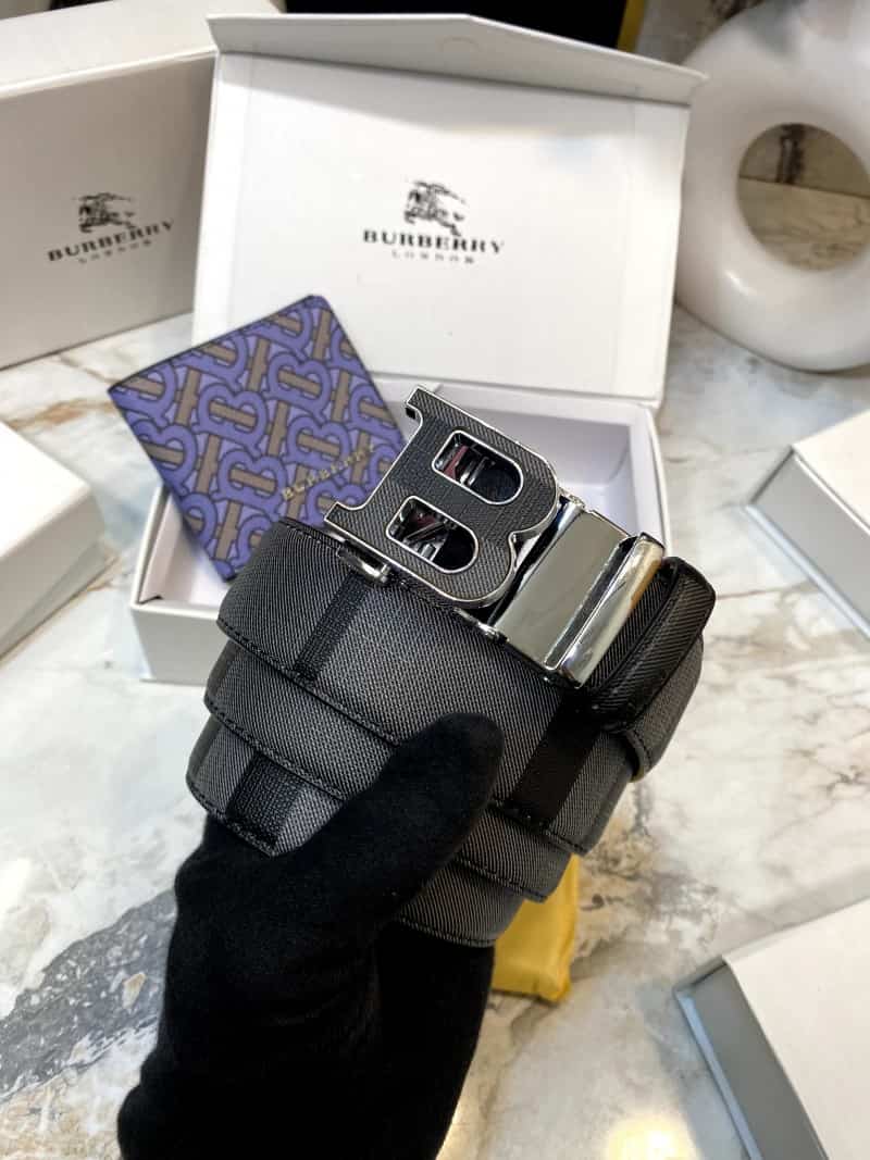 BURBERR_Y Premium Belt & Wallet Combo C326