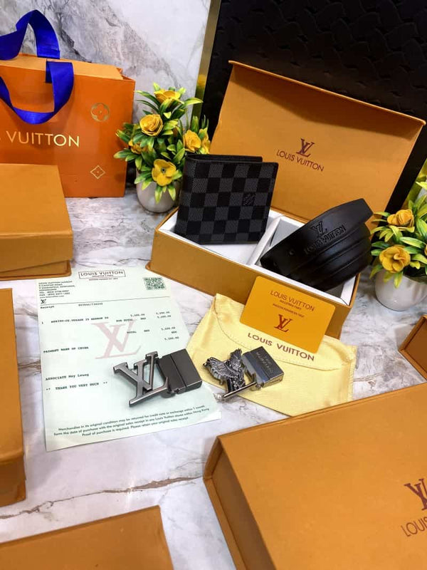 LOUI_S VUITTONN 2 Buckle Belt & wallet Combo C320