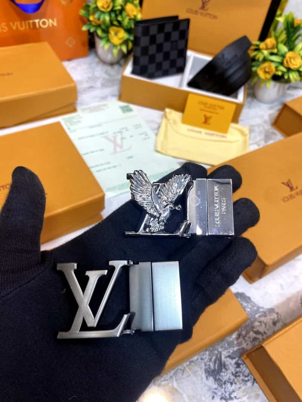 LOUI_S VUITTONN 2 Buckle Belt & wallet Combo C320