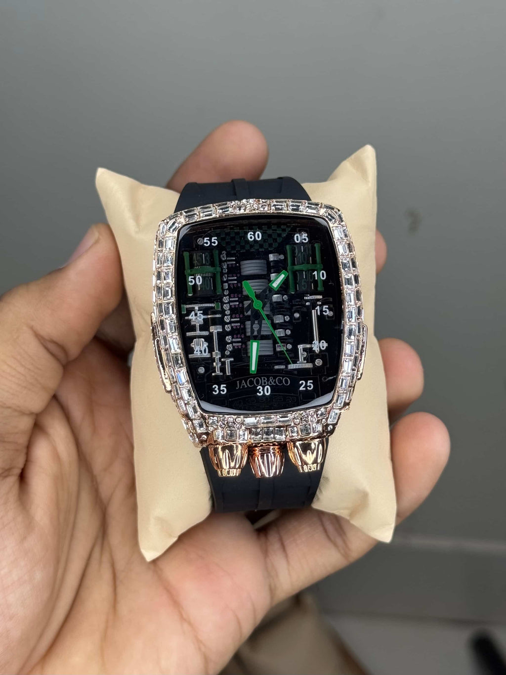 Jacob & Co. Bugatt i Copper Black Tourbillon Premium Quartz Watch