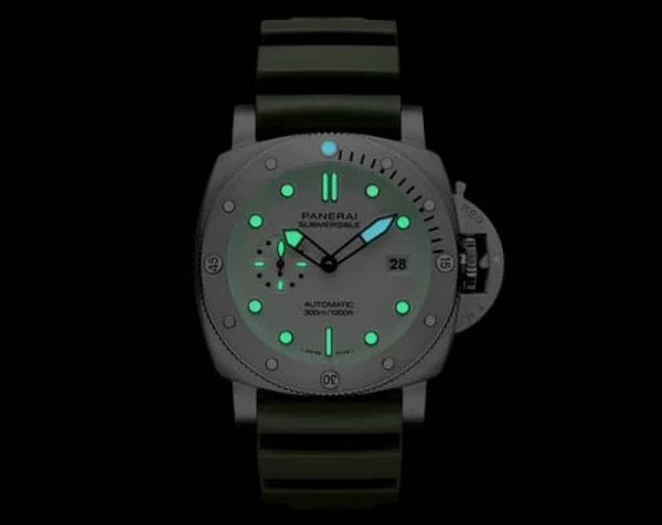 Panerai Submersible QuarantaQuattro