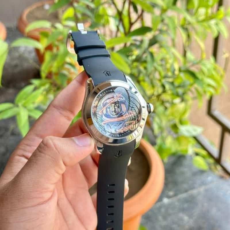 CORUM BIG BUBBLE MAGICAL 52 A07
