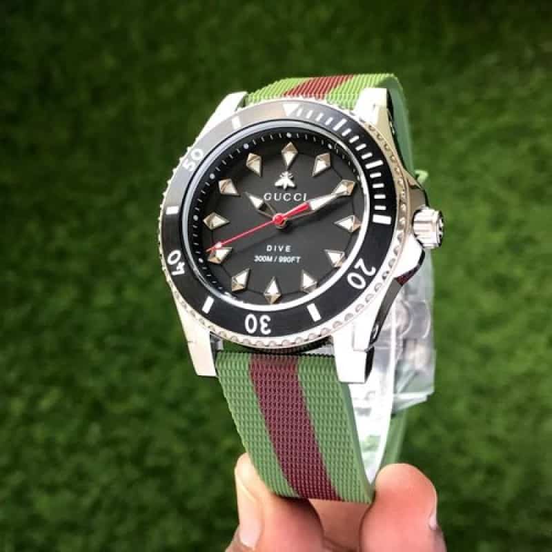 GUCCI DIVE UNISEX RUBBER STRAP
