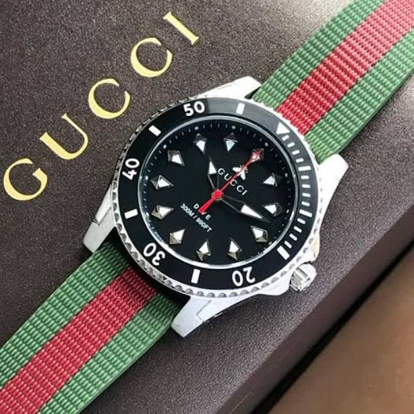 GUCCI DIVE UNISEX RUBBER STRAP