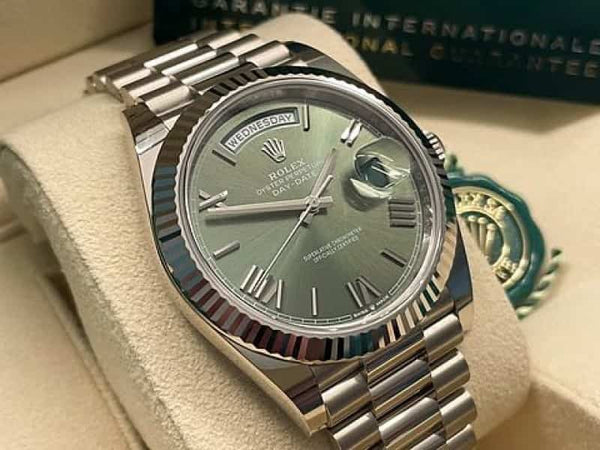 ROLEX DAY DATE SILVER GREEN YZ