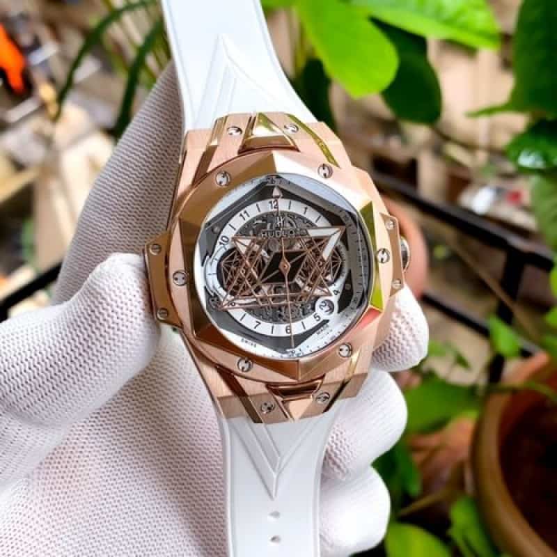 HUBLOT NEW BIG BANG SANG BLEU KING