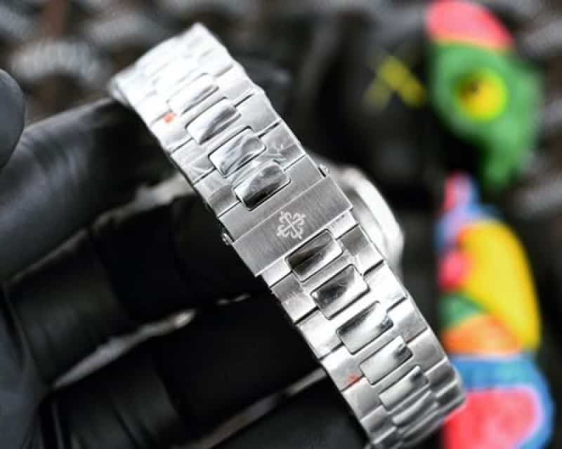 PATEK PHILIPPE NAUTILUS CALENDAR