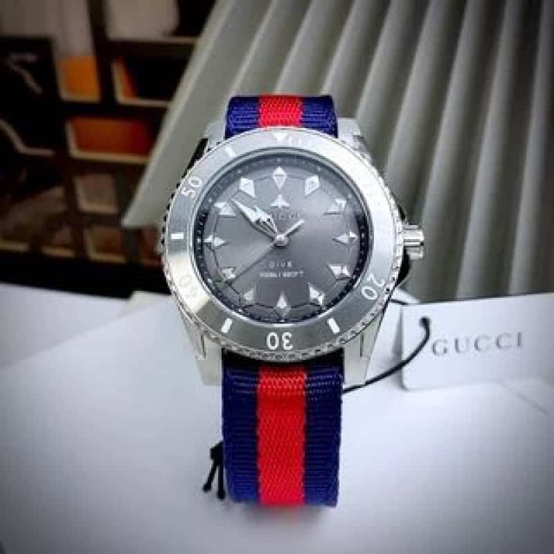 GUCCI DIVE RED BLUE FABRIC STRAP QU