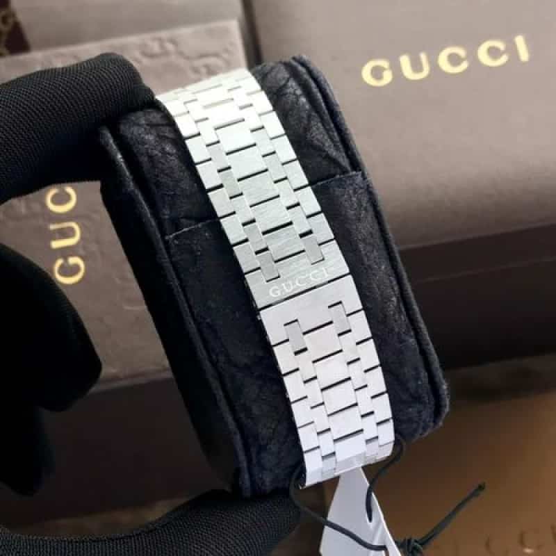 slim quartz movement