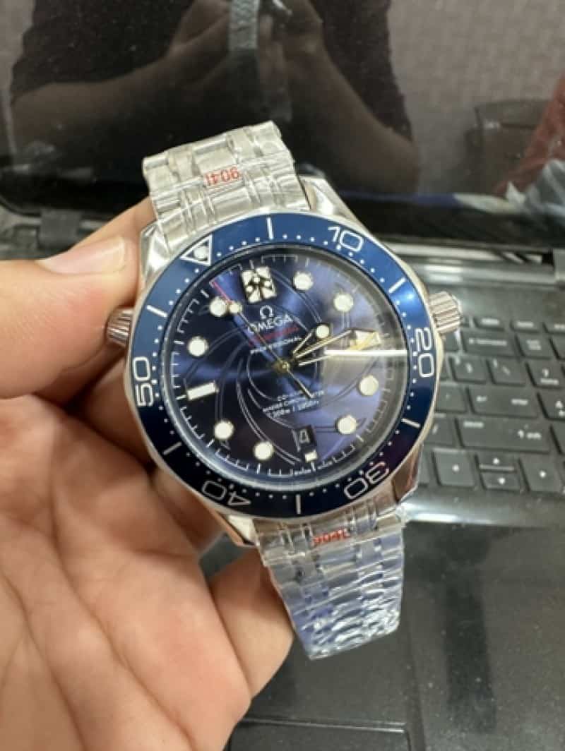 OMEGA SEAMASTER 007 BLUE