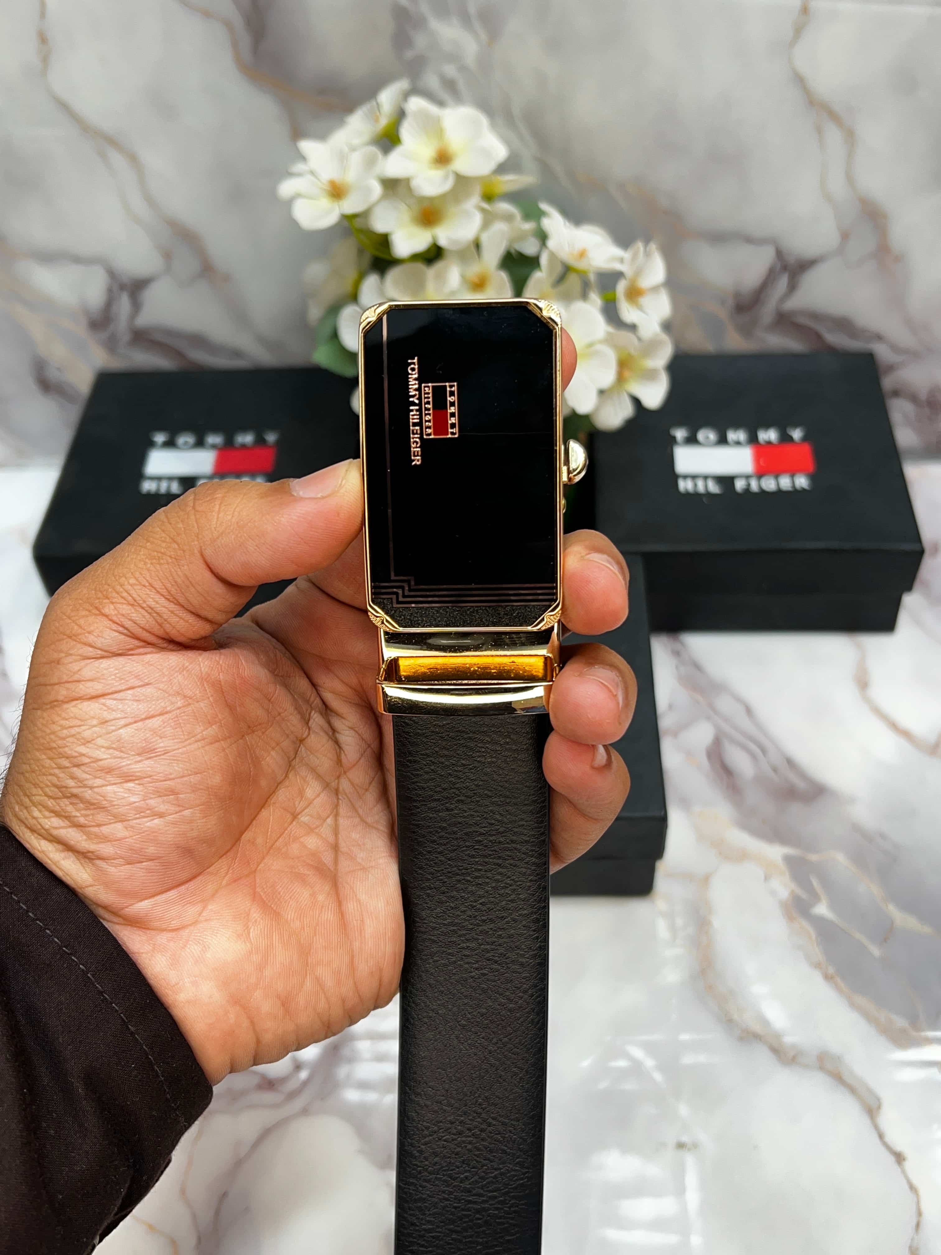 ToMmY hILF..I9ER PREMIUM QUALITY IMPORTED REVERSIBLE BELT WITH OG BOX TH-901