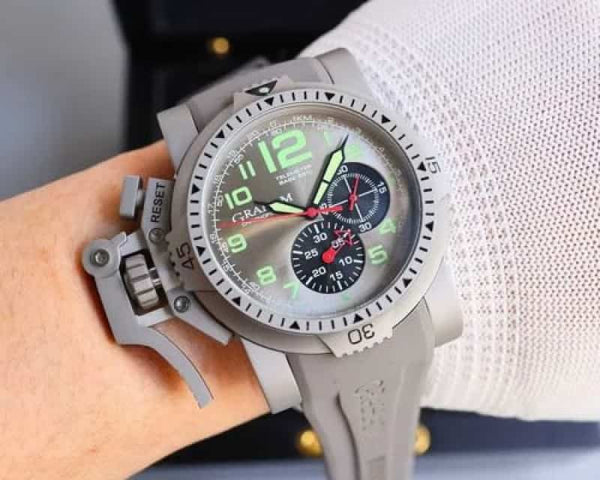 GRAHAM CHRONOGRAPH GRAY STRAP