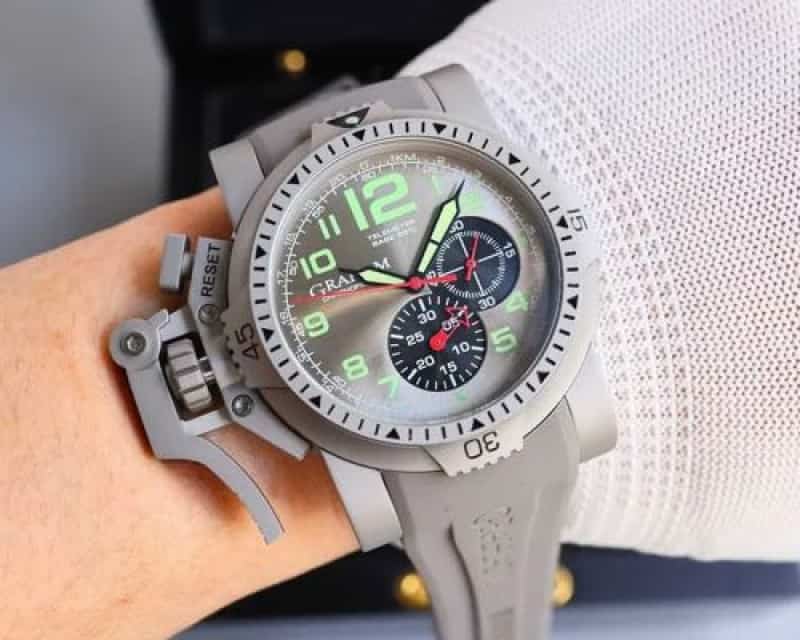 GRAHAM CHRONOGRAPH GRAY STRAP