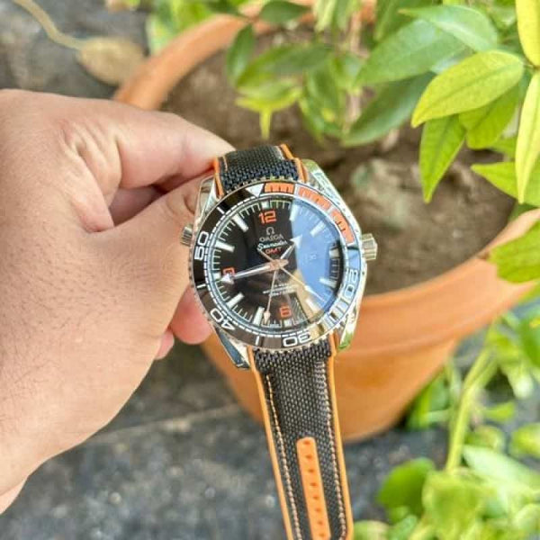 Omegaa Seamaster Planet Ocean GMT A