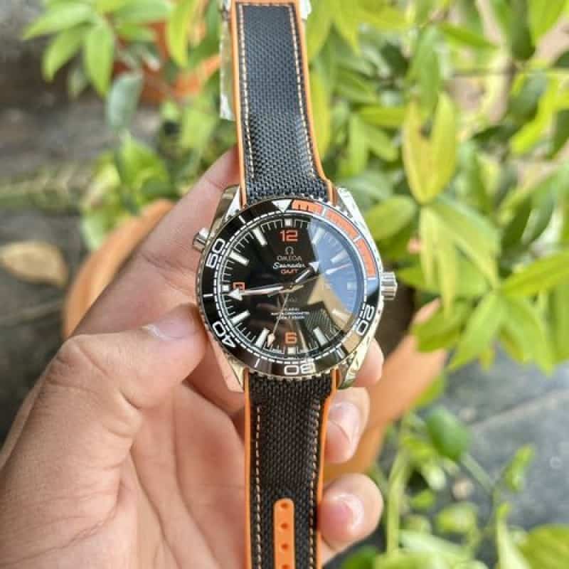 Omegaa Seamaster Planet Ocean GMT A