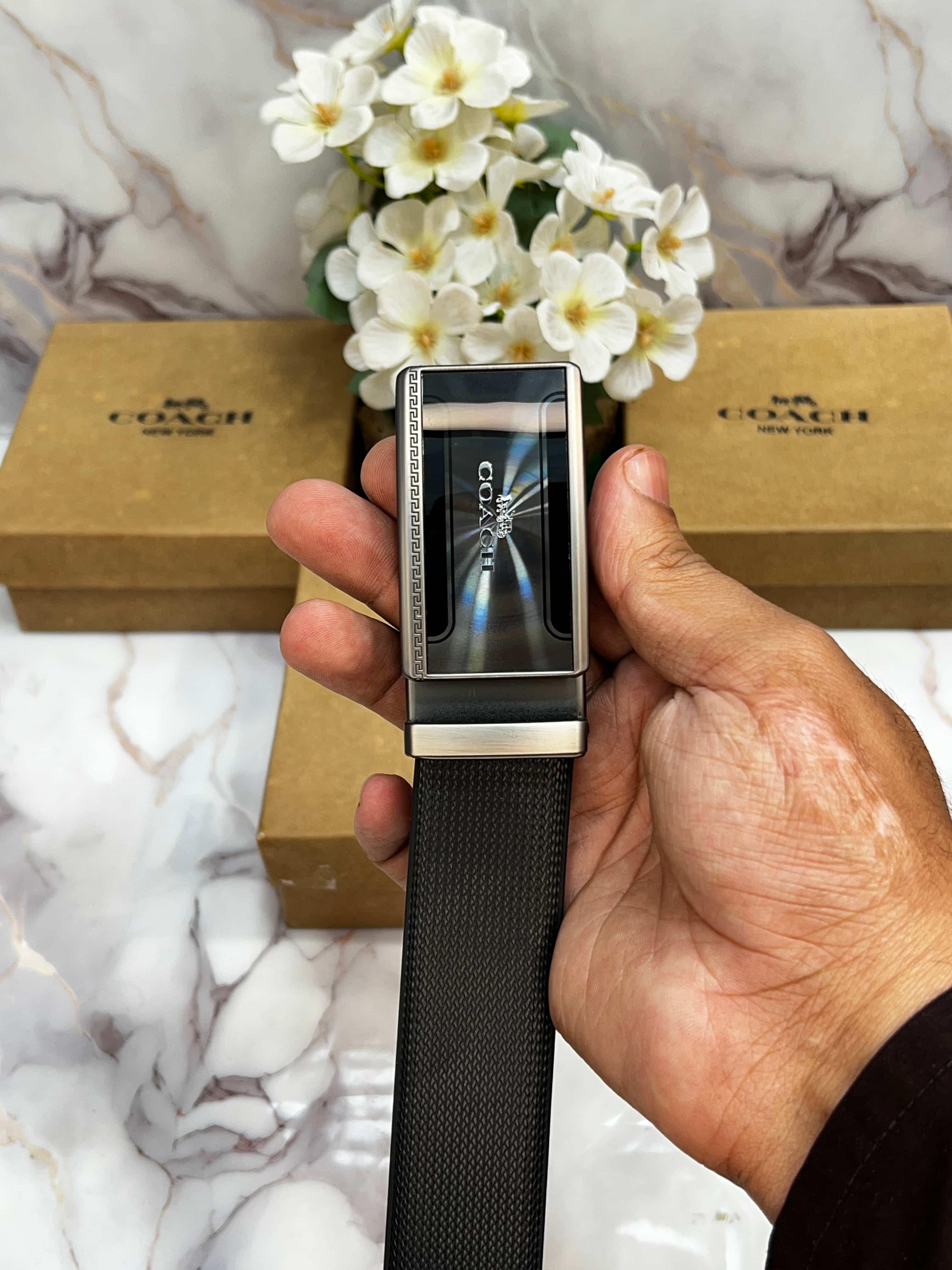 CO-ACH PREMIUM QUALITY IMPORTED REVERSIBLE BELT WITH OG BO·X CH-301