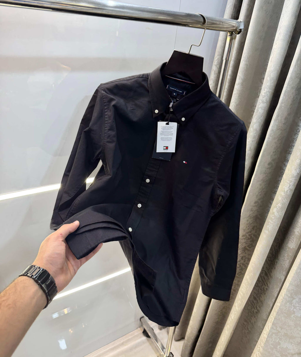 Tomm y Hilfiger Black back embroidery Premium Shirt