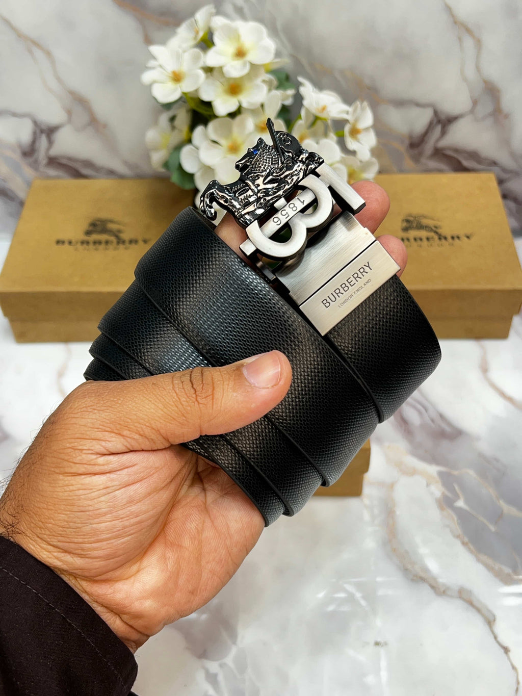BURbERry PREMIUM QUALITY IMPORTED REVERSIBLE BELT WITH OG BOX BB-705